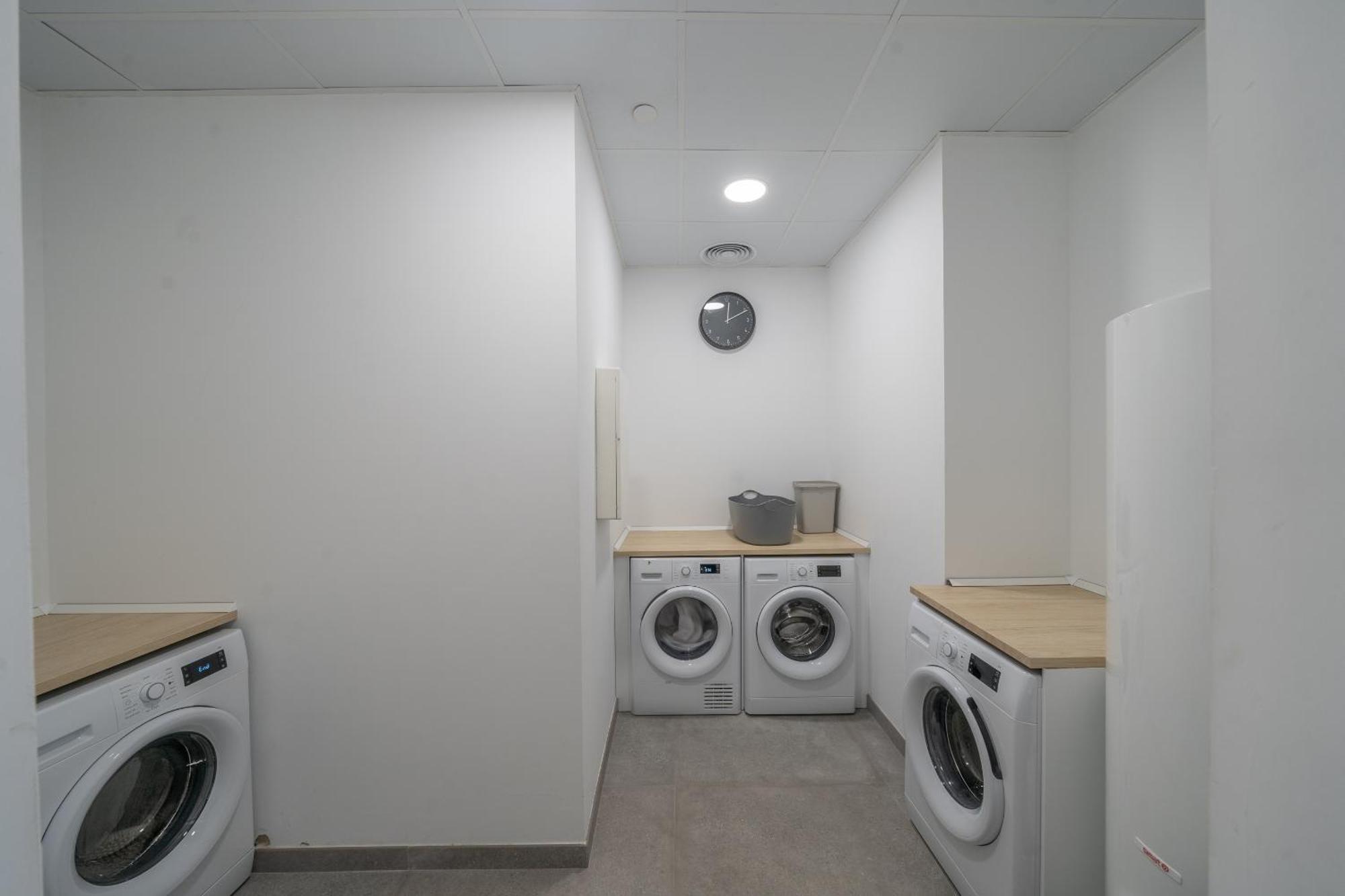 Xpce Urban 4 Malaga Skyline - Free Parking Apartment Exterior photo